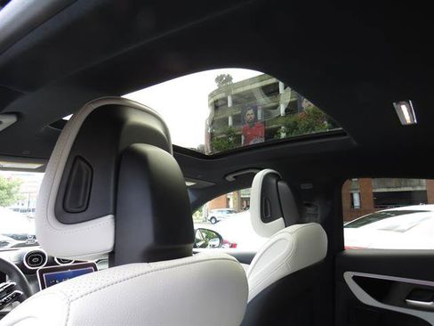 Used 2024 Mercedes-Benz GLC 300 4MATIC image 22