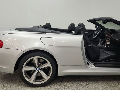 Used 2010 BMW 650i Convertible RWD image 35