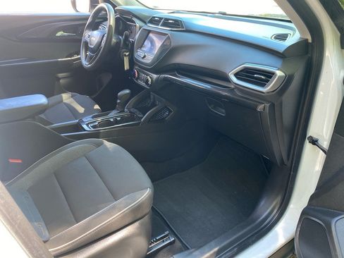 Used 2022 Chevrolet TrailBlazer LS FWD image 20