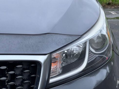 Used 2016 Kia Sedona LX w/ LX Convenience Package FWD image 5