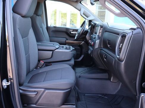 Used 2021 Chevrolet Silverado 1500 LT AWD/4WD image 17