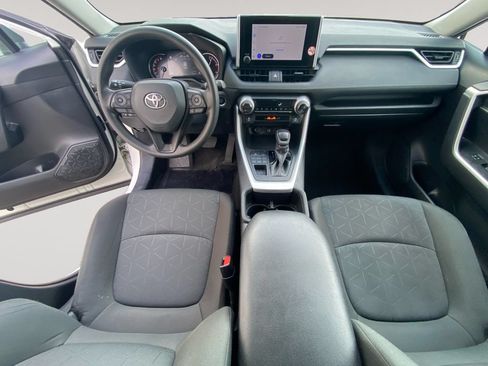 Used 2024 Toyota RAV4 XLE AWD/4WD image 10
