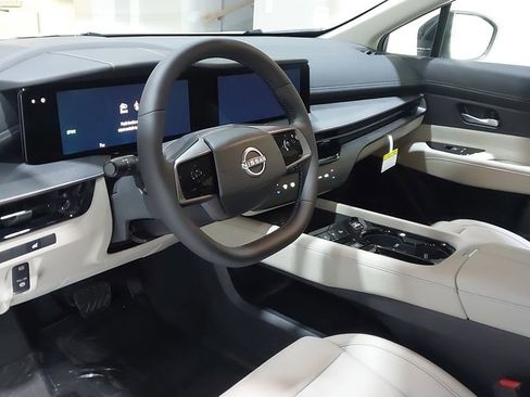 New 2025 Nissan Murano SV w/ Cargo Package AWD/4WD image 19