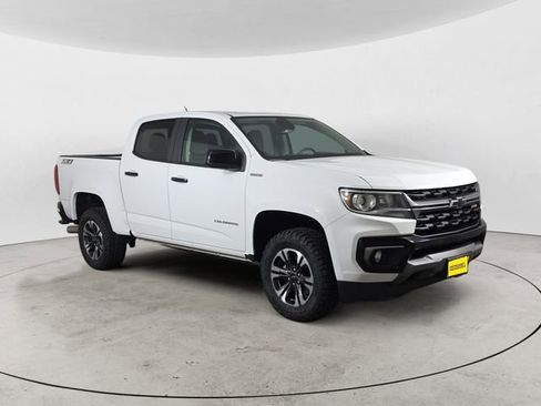 Used 2021 Chevrolet Colorado Z71 w/ Safety Package AWD/4WD image 7