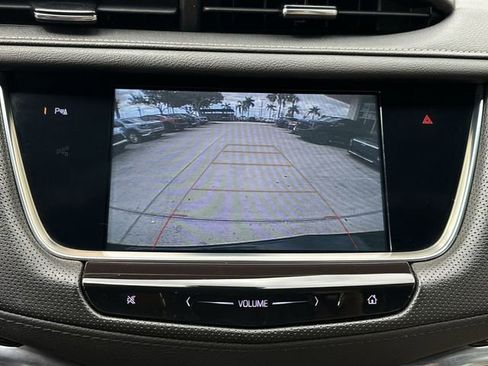Used 2019 Cadillac XT5 Premium Luxury image 25