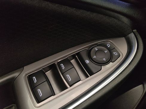 Used 2018 Chevrolet Malibu LT w/ Driver Confidence Package FWD image 27