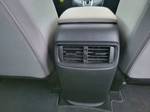 Used 2019 Honda CR-V LX image 24