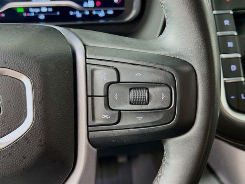 Used 2023 GMC Yukon SLT w/ SLT Premium Package image 36