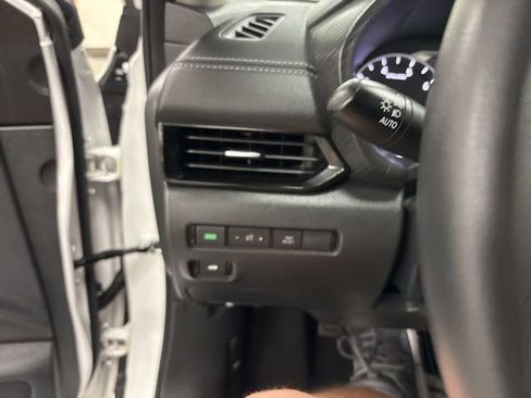 Used 2024 Nissan Sentra SV FWD image 24