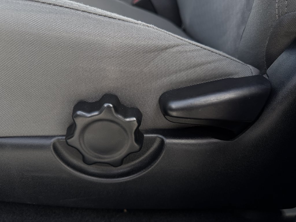 Used 2021 Toyota Tacoma SR RWD image 23