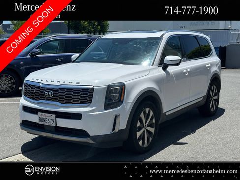 Used 2021 Kia Telluride EX w/ EX Premium Package FWD image 1