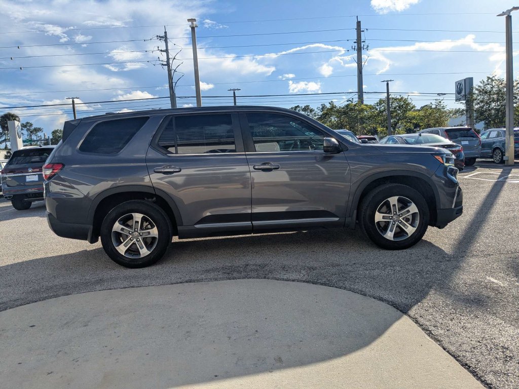 Used 2024 Honda Pilot EX-L image 7