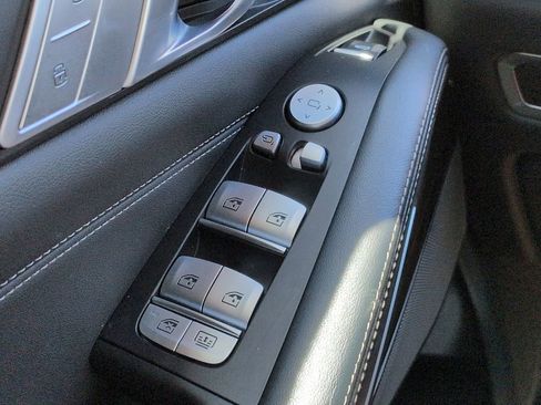 Used 2026 BMW X7 xDrive40i AWD/4WD image 26