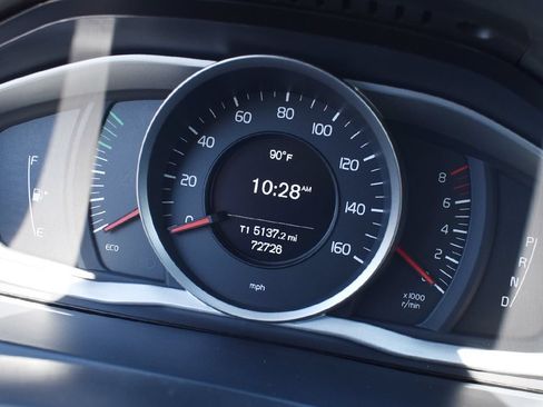 Used 2018 Volvo S60 T5 Dynamic AWD/4WD image 11
