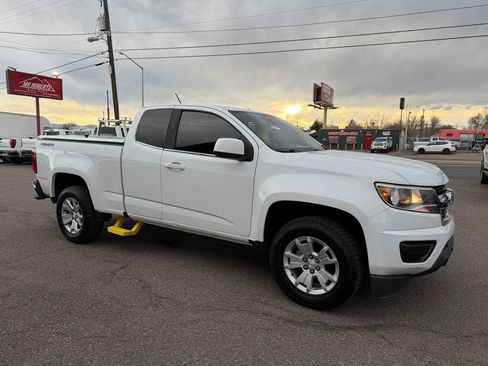 Used 2020 Chevrolet Colorado LT w/ Safety Package image 1