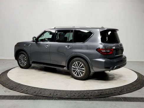 Used 2024 Nissan Armada SL image 5
