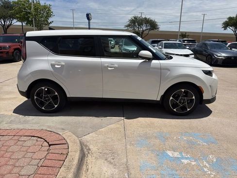 Certified 2024 Kia Soul EX FWD image 5