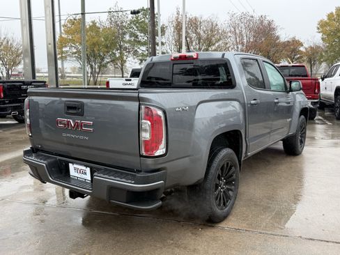 Used 2022 GMC Canyon Elevation w/ Elevation Premium Package image 5