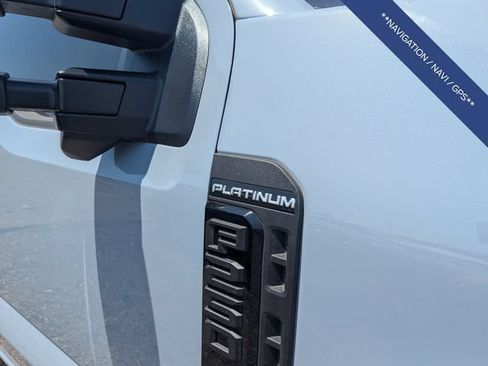 Used 2026 Ford F250 Platinum AWD/4WD image 6