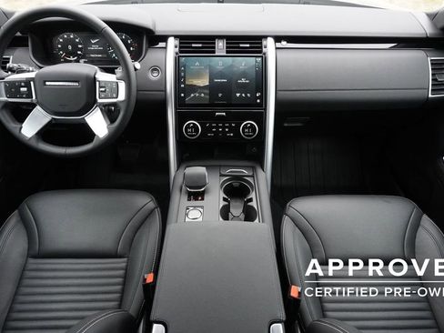 Used 2025 Land Rover Discovery S AWD/4WD image 9
