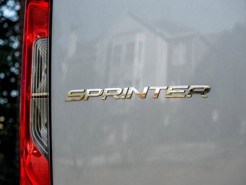 New 2026 Mercedes-Benz Sprinter 2500 image 9