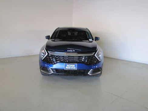 Used 2023 Kia Sportage EX FWD image 2