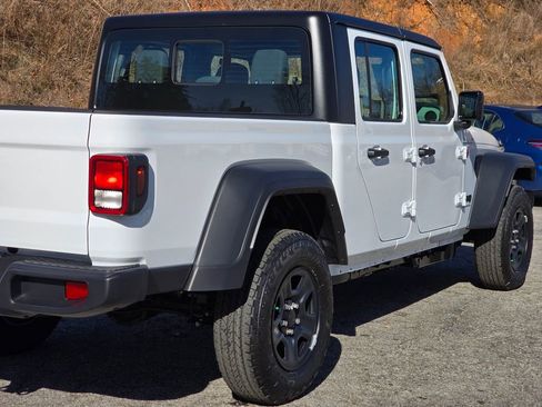 New 2026 Jeep Gladiator Sport image 44