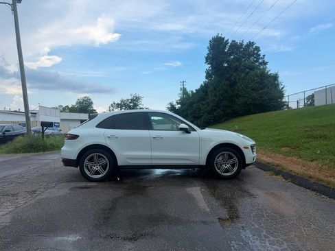 Used 2015 Porsche Macan S w/ Premium Package Plus AWD/4WD image 5