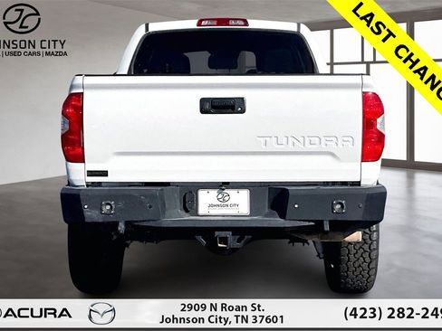 Used 2018 Toyota Tundra SR5 w/ TRD Off Road Package image 4
