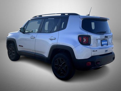 Used 2018 Jeep Renegade Trailhawk AWD/4WD image 7