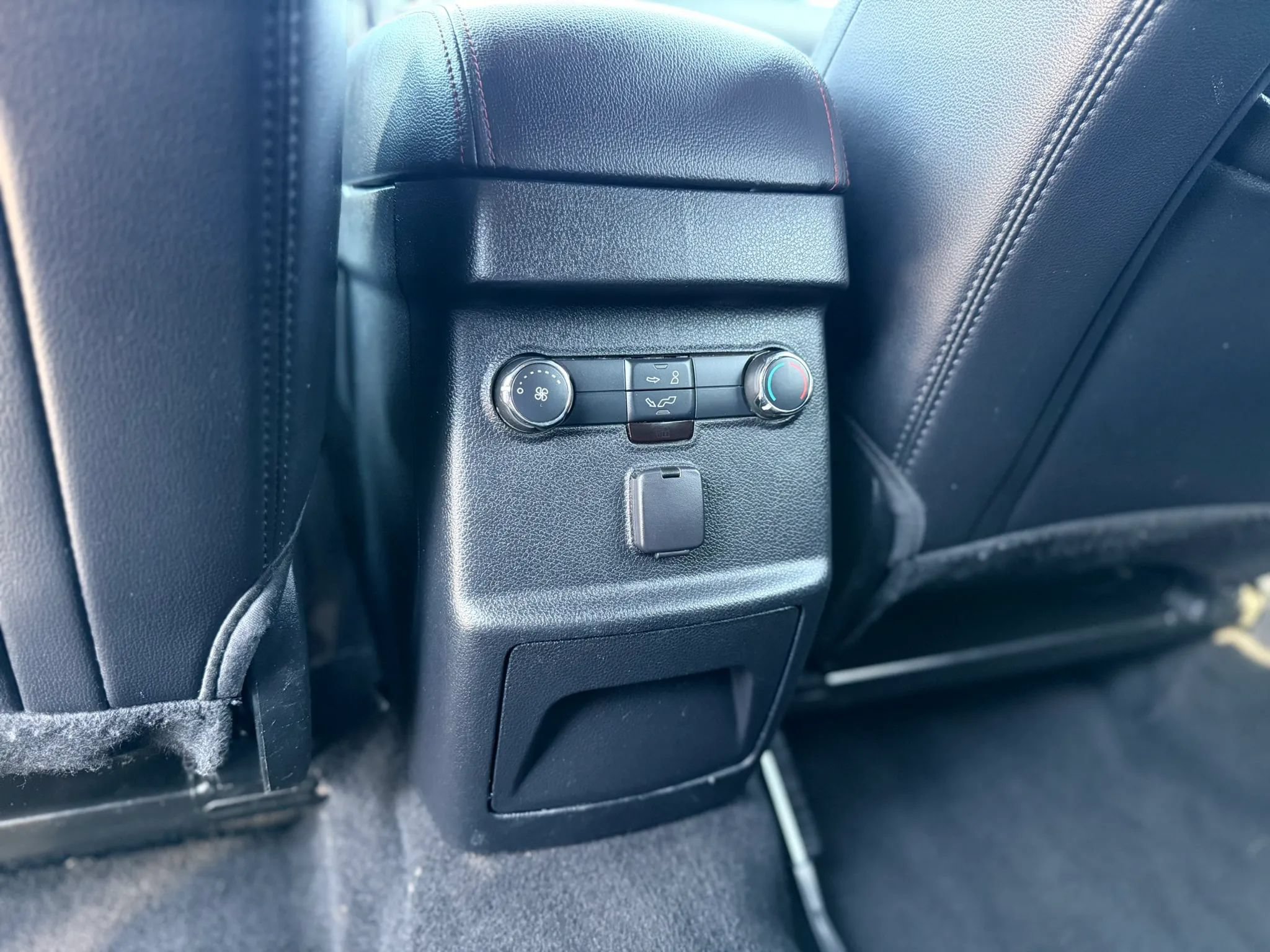 Used 2019 Ford Explorer Sport AWD/4WD image 24