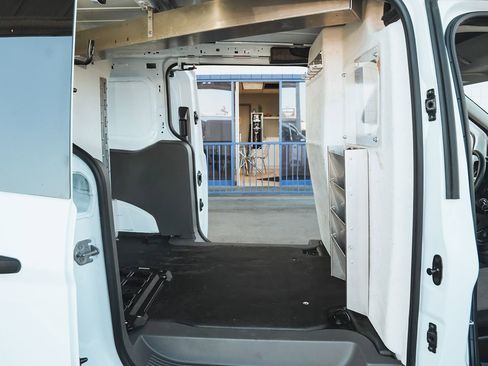 Used 2023 Ford Transit Connect XL image 9