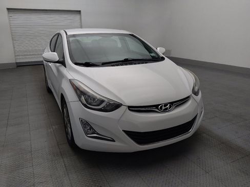 Used 2016 Hyundai Elantra SE w/ Option Group 02 FWD image 14