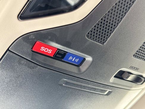 Used 2025 Subaru Legacy Premium image 30