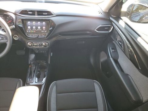 Certified 2021 Chevrolet TrailBlazer LT w/ Convenience Package image 16