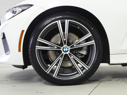 Certified 2023 BMW 330i Sedan w/ Convenience Package RWD image 5