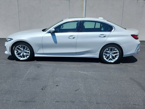 Used 2025 BMW 330i Sedan RWD image 4