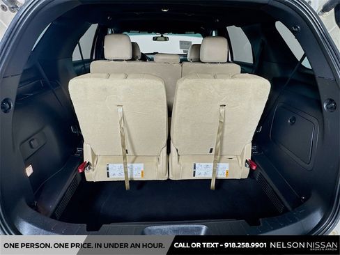 Used 2017 Ford Explorer XLT w/ Equipment Group 202A image 26