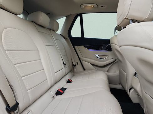 Used 2022 Mercedes-Benz GLC 300 4MATIC image 31