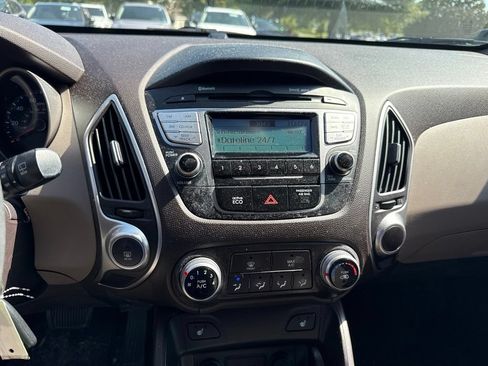 Used 2013 Hyundai Tucson GLS FWD image 8