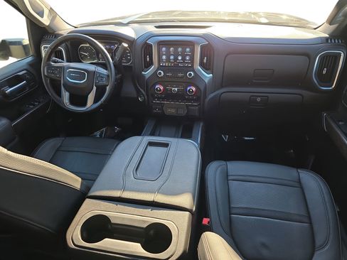 Used 2022 GMC Sierra 3500 Denali image 9