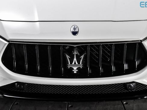 Used 2022 Maserati Ghibli Modena Q4 image 9