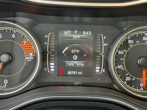 Used 2019 Jeep Cherokee Latitude w/ Popular Appearance Group image 25