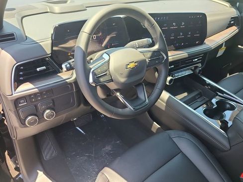 New 2026 Chevrolet Suburban LS RWD image 16