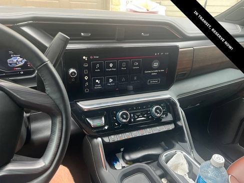 Used 2025 GMC Sierra 2500 Denali Ultimate w/ Max Trailering Package AWD/4WD image 7