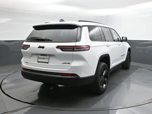 New 2025 Jeep Grand Cherokee L Limited w/ Black Appearance Package image 11