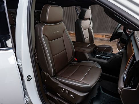 Used 2025 GMC Sierra 2500 Denali w/ Denali Reserve Package image 31