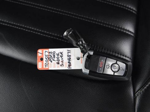 Used 2023 Ford Edge SEL image 24