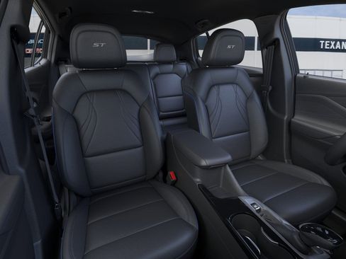 New 2026 Buick Envista Sport Touring image 17