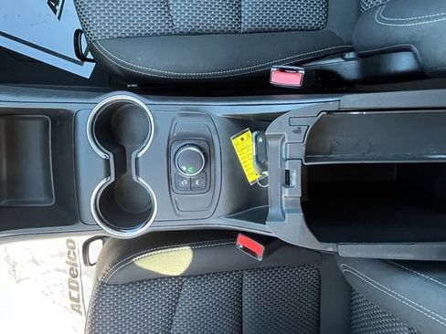 Certified 2023 GMC Terrain SLE w/ LPO, Floor Liner Package image 15